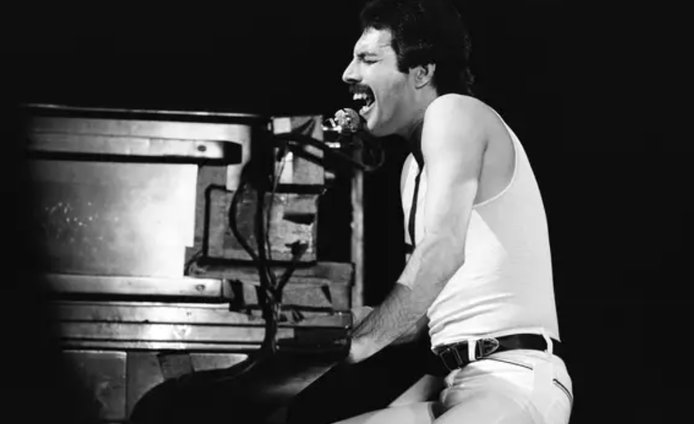 1000 items van Freddie Mercury onder de hamer