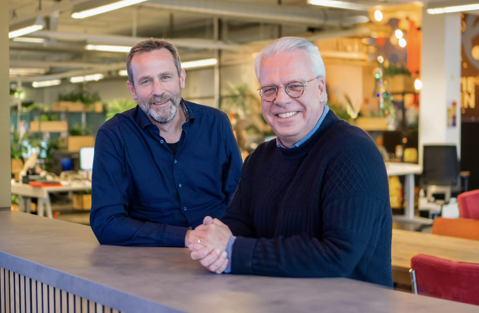 DCVF neemt retailactiviteiten HelloHero over