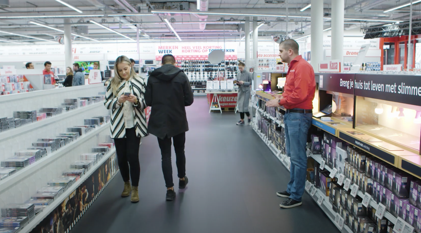 Chinees JD.com neemt moederbedrijf Mediamarkt deels over