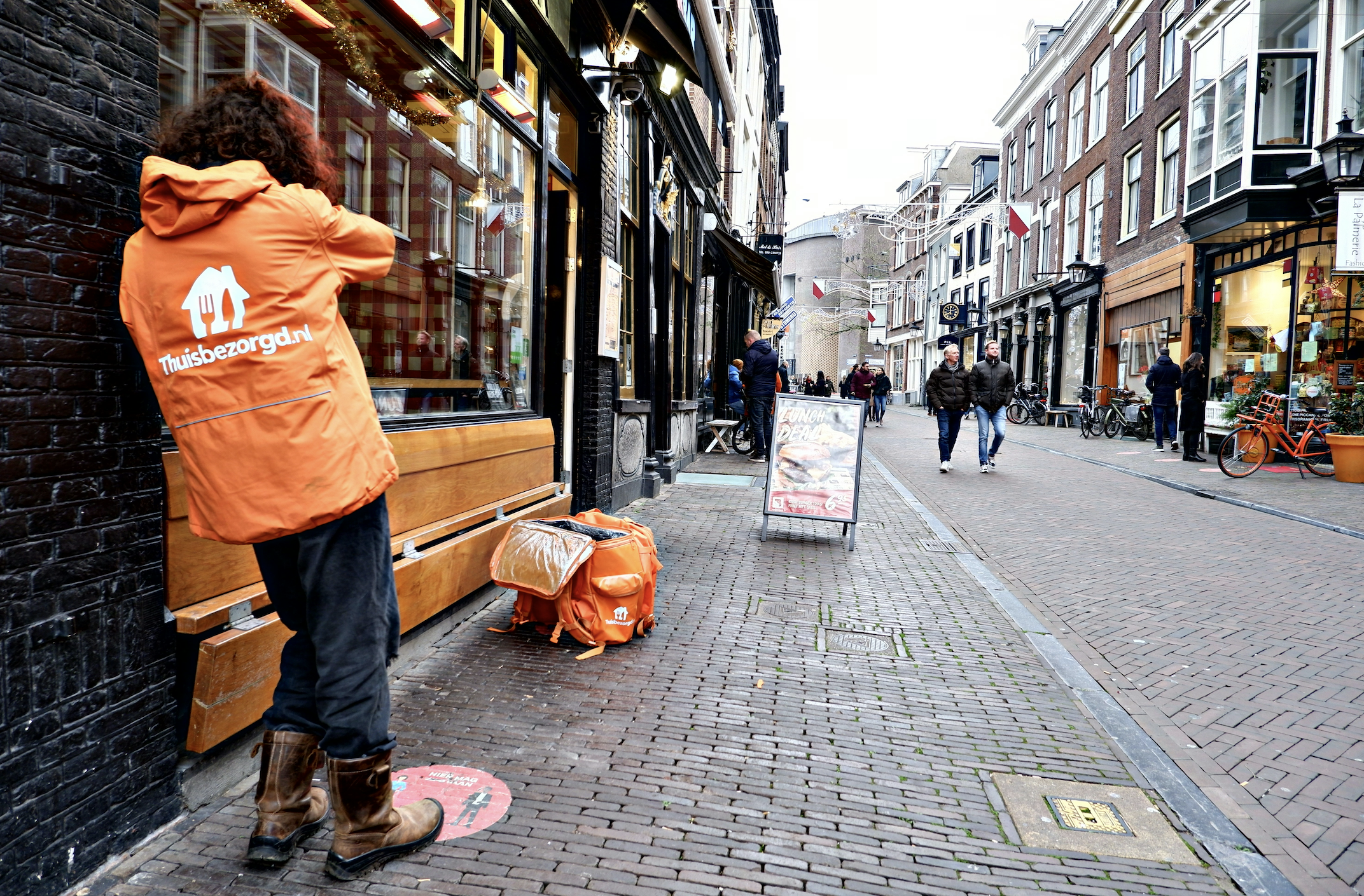 Honderden banen verdwijnen bij Just Eat door AI en automatisering