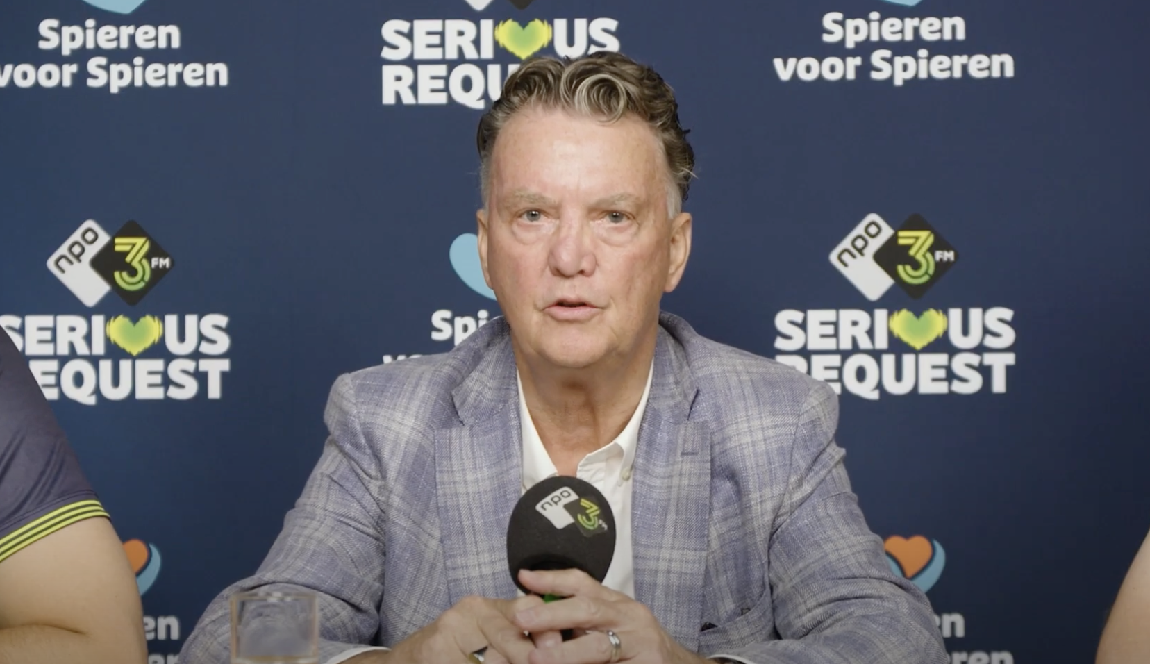 Louis van Gaal onthult driekoppige dj-selectie voor 3FM Serious Request 