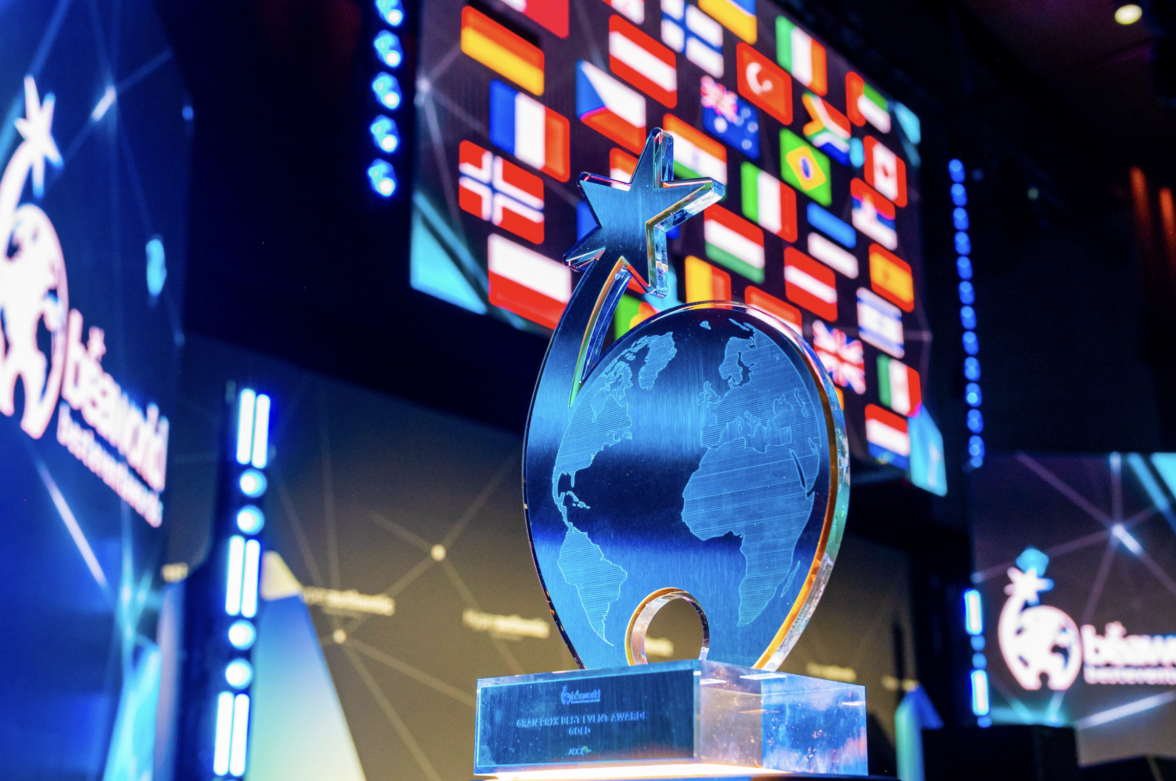 Oval driemaal genomineerd bij Bea World Festival 2025