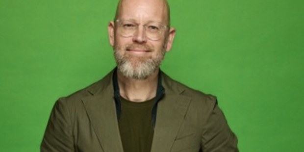 Dave Frauenfelder van KPN ontvangt CMO Pencil in New York